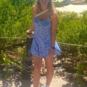 Blue and White summer romper - us 6